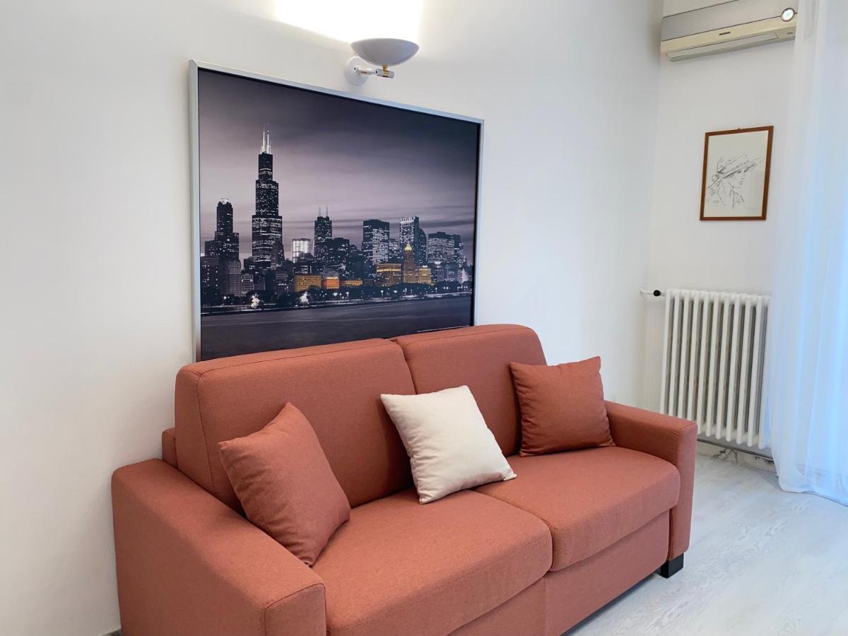Dimora De Amicis 88 Apartment Bari Ngoại thất bức ảnh